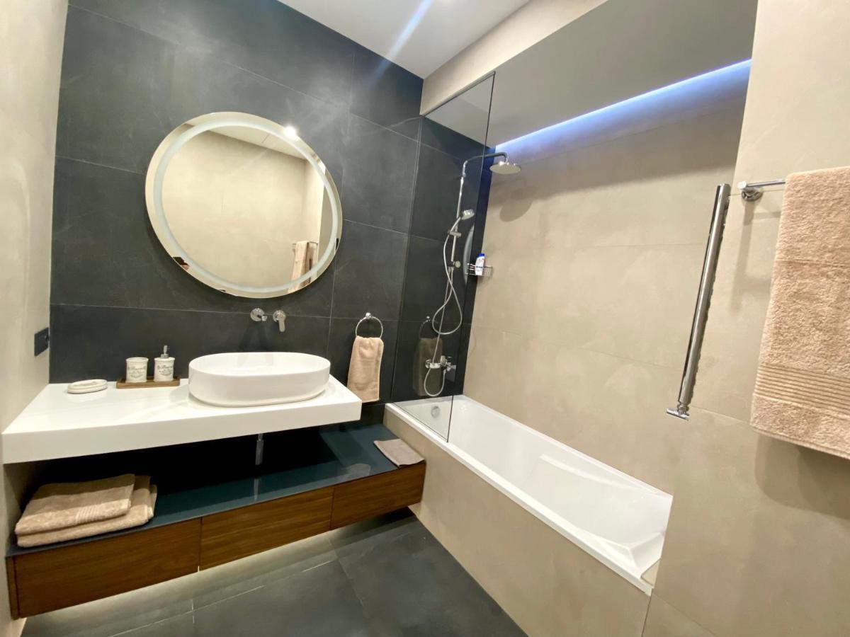 Heart Of Yerevan - City Center Luxury Apartments Exterior foto